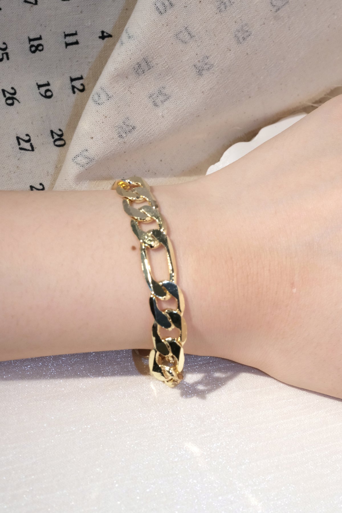 Link Bracelet — Gold