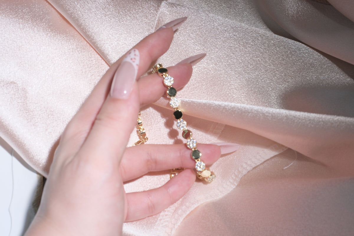 Sol Round Disc Bracelet — Gold Tone