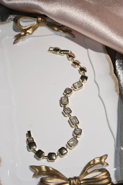 Orbit Bezel-Set Stone Bracelet — Gold Tone