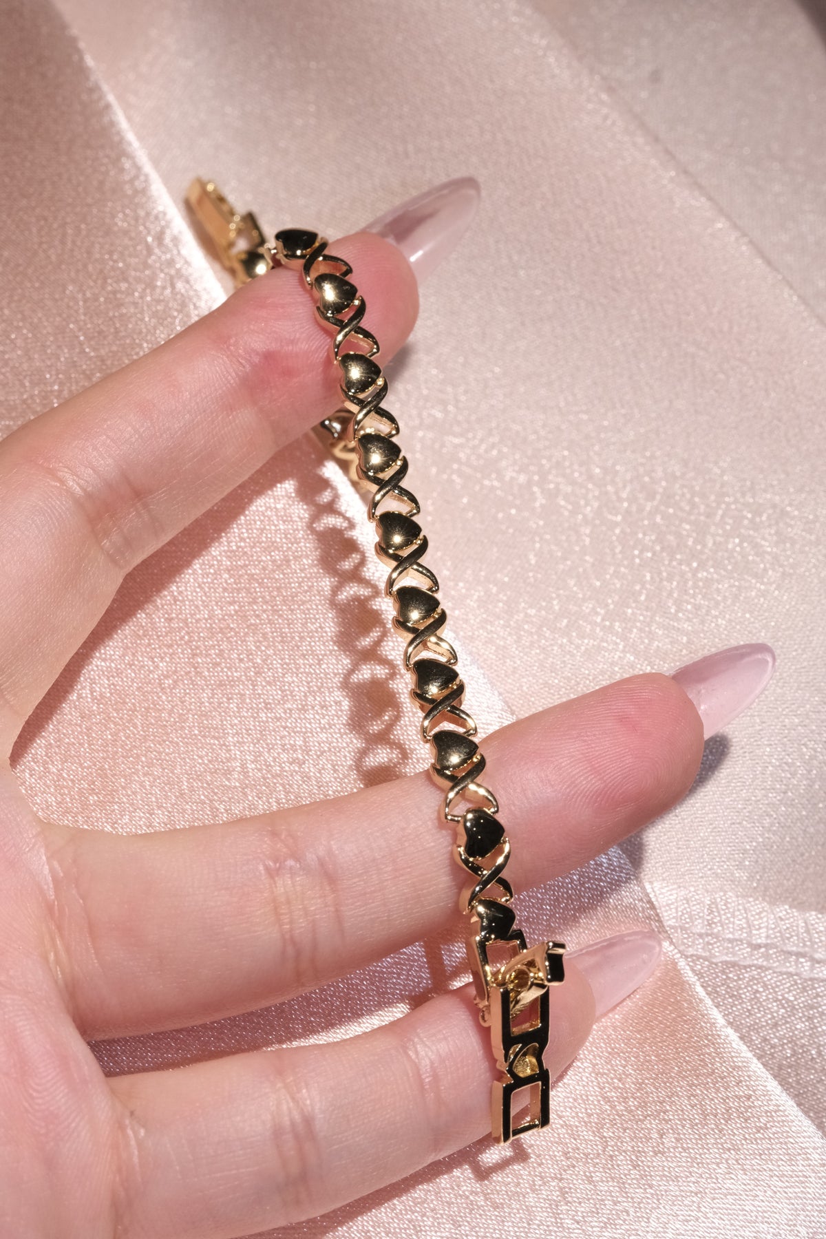 Amour Heart & Crossover Link Bracelet — Gold Tone