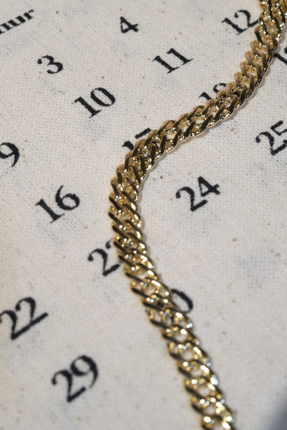 Flat Curb Bracelet — Gold