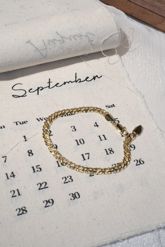 Flat Curb Bracelet — Gold