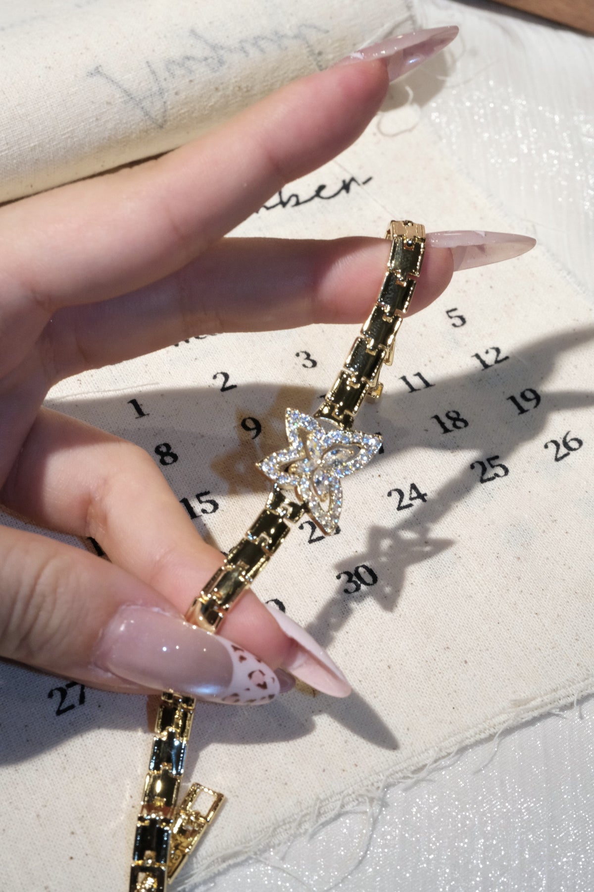 Butterfly Link Bracelet — Gold