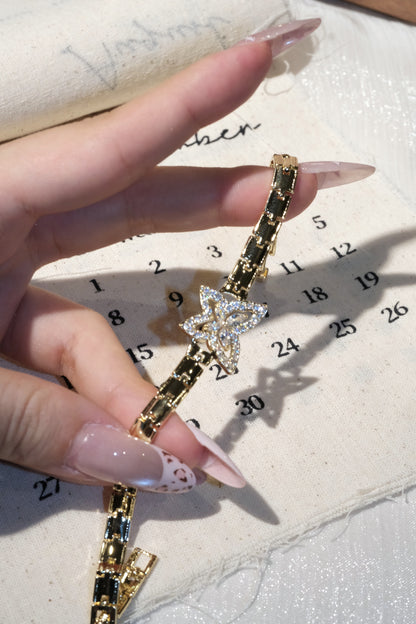 Butterfly Link Bracelet — Gold