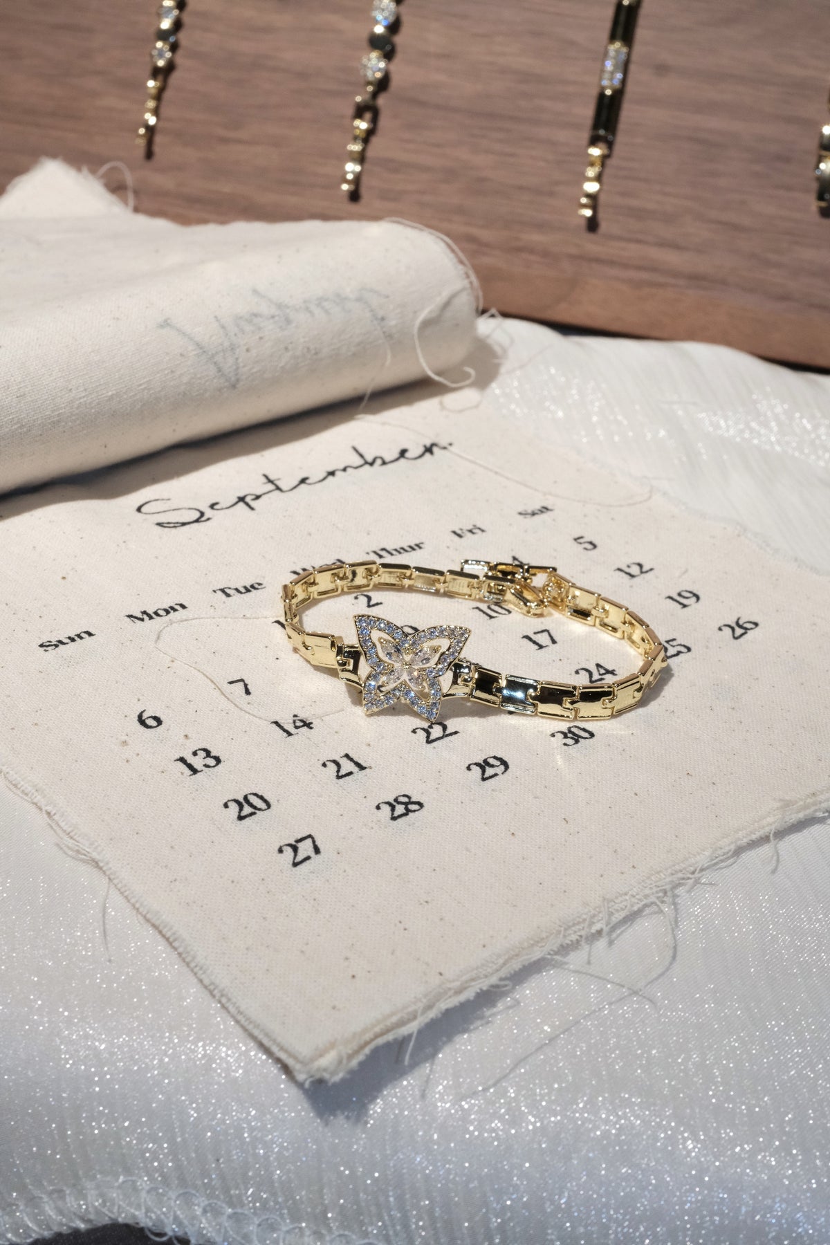 Butterfly Link Bracelet — Gold