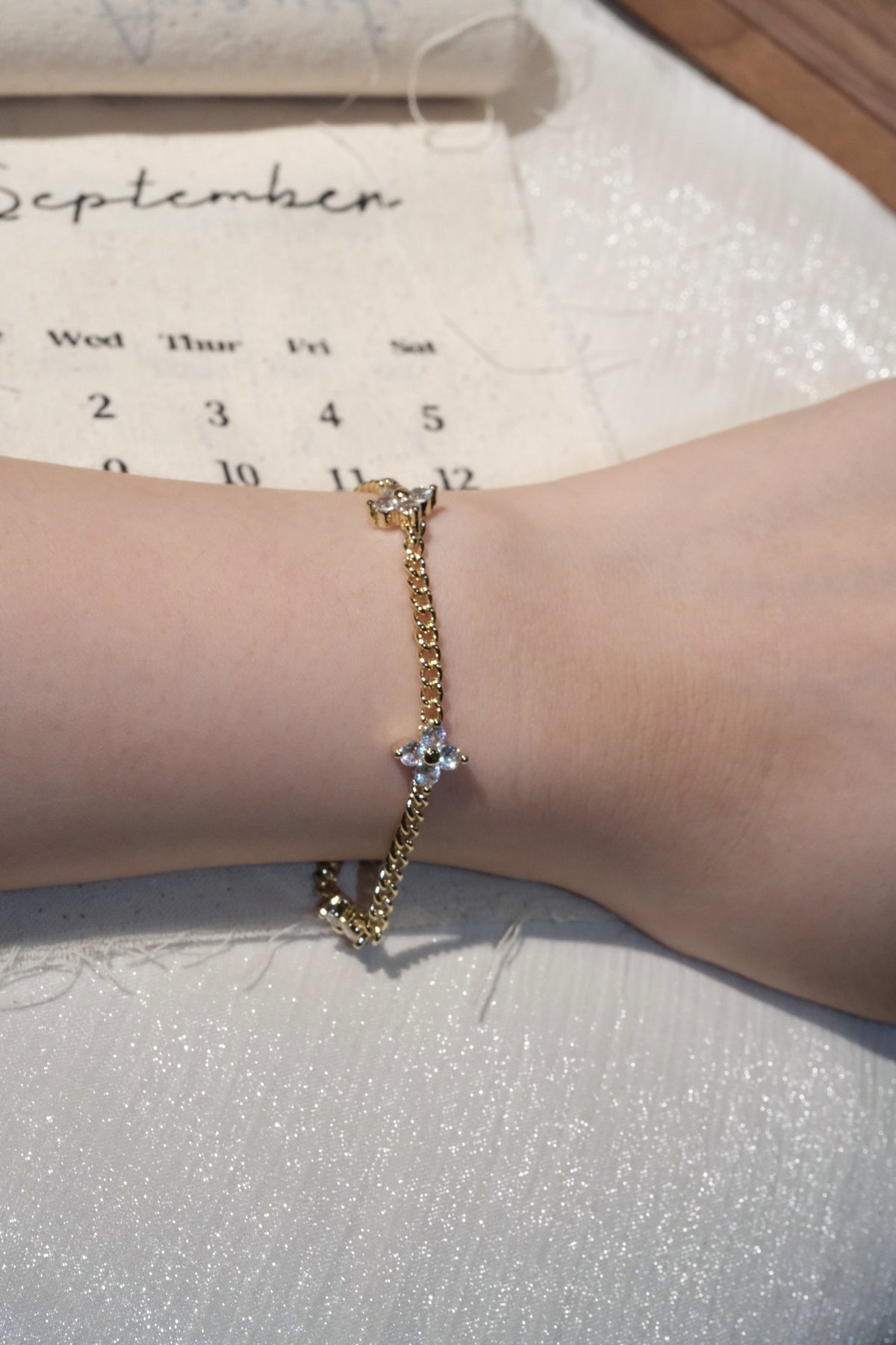 Four Flower Bracelet — Gold