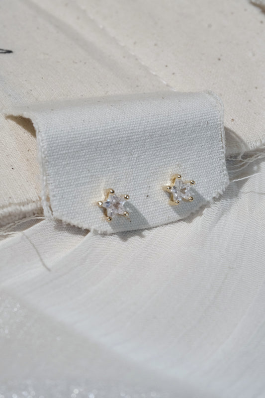 Solitaire Stud Earrings — Gold