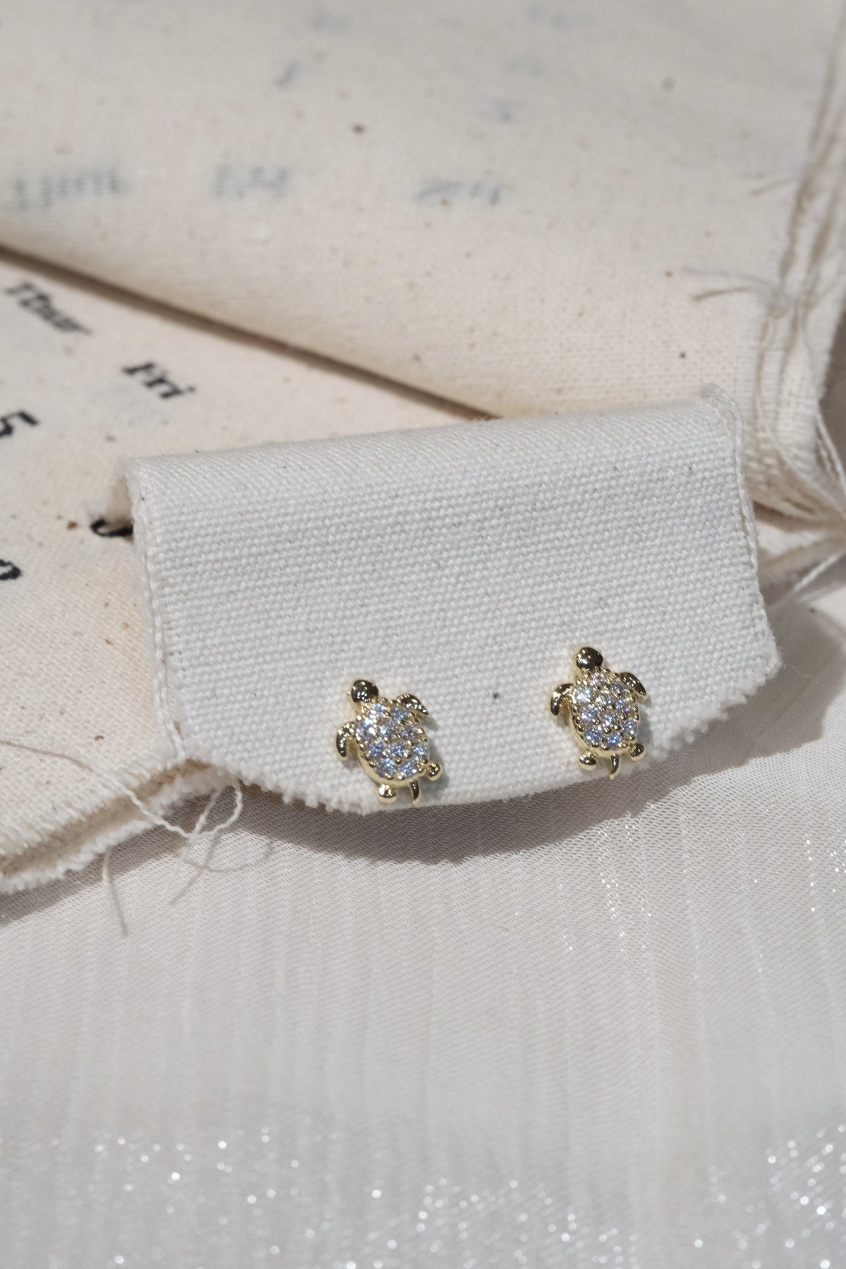 Small Round Cluster Stud Earrings — Gold
