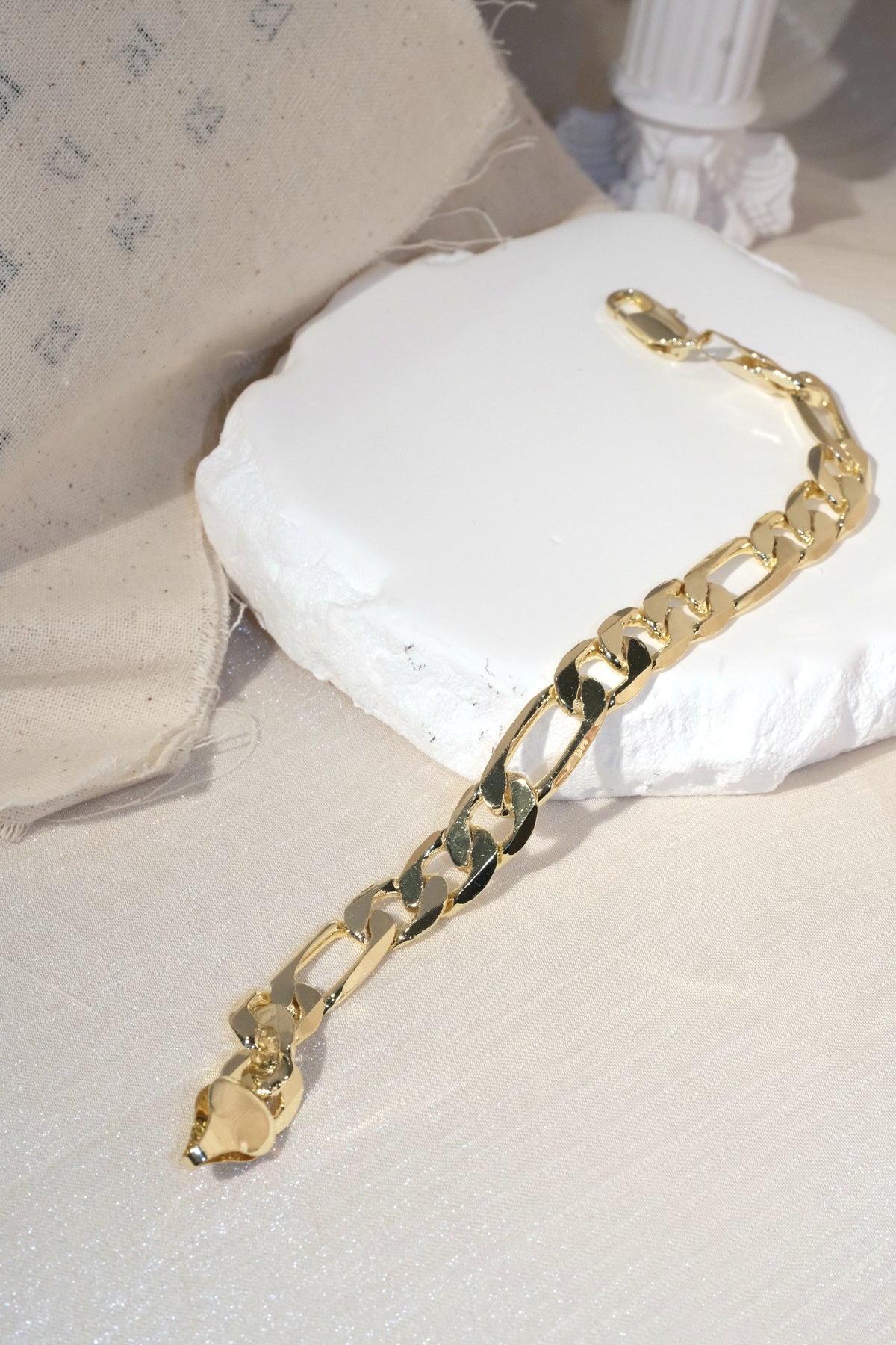 Link Bracelet — Gold