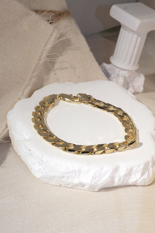 Bold Curb Chain Bracelet — Gold