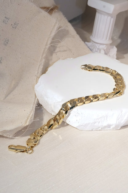 Bold Curb Chain Bracelet — Gold