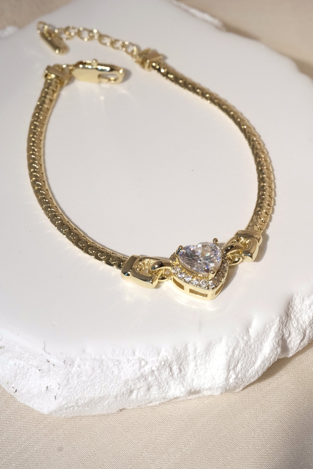 Heart Halo Chain Bracelet — Gold