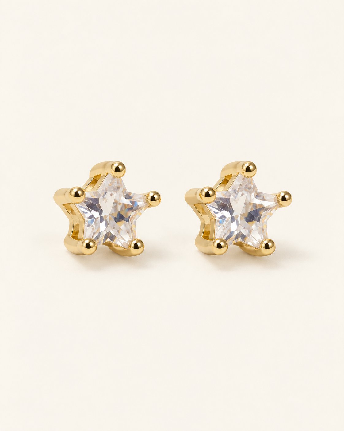 Solitaire Stud Earrings — Gold