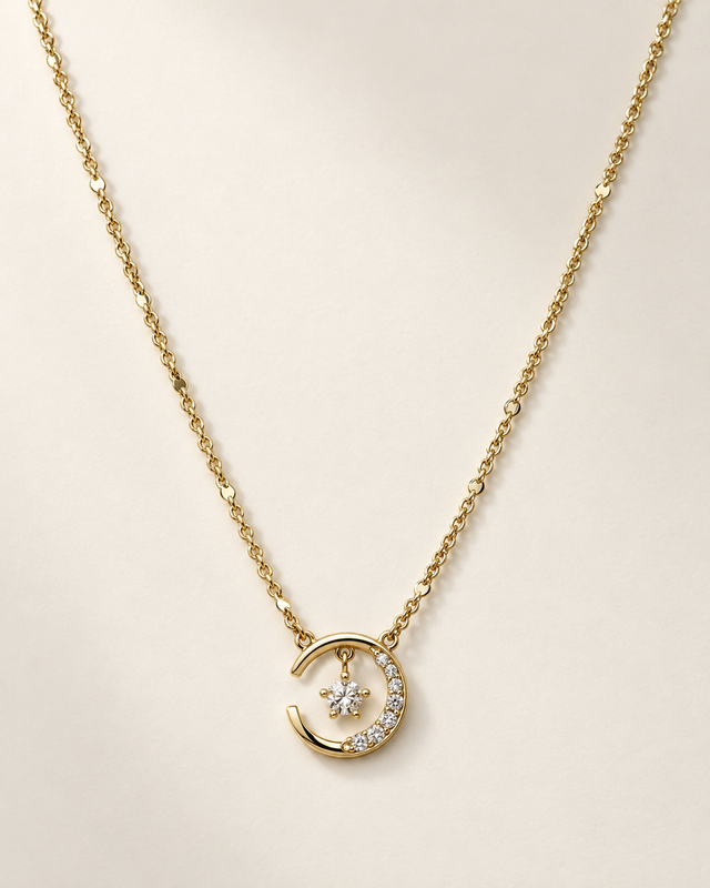 Circle Pendant Necklace — Gold