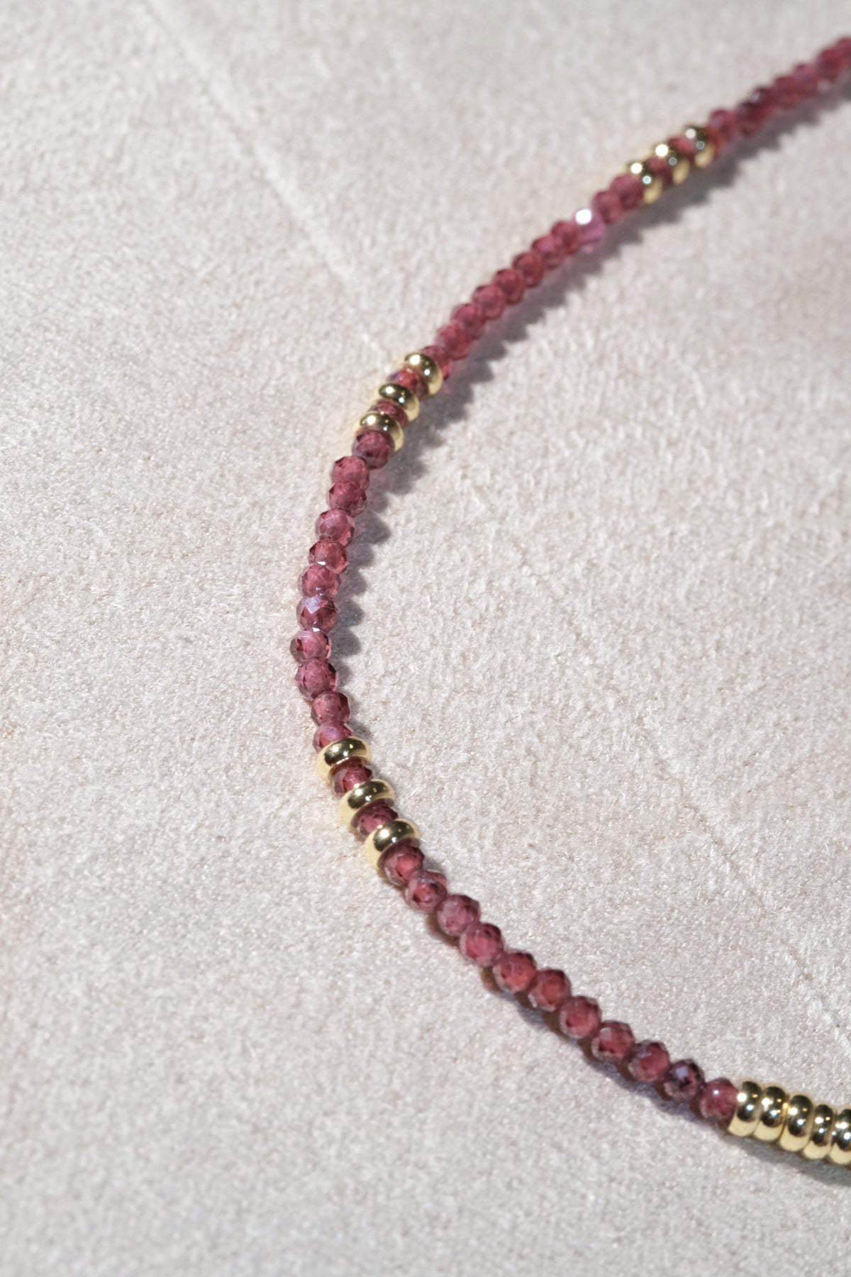 Maroon Gold Tone Ribbed Bar Necklace — real product photo