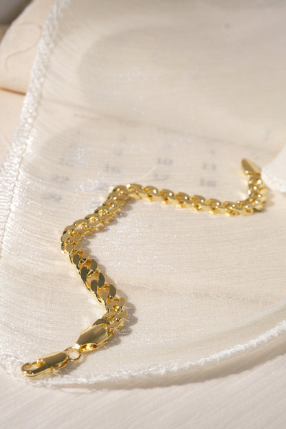 Rounded Curb Bracelet — Gold — edited real product photo