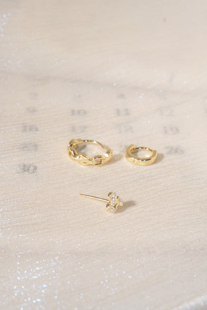 Butterfly Ear Stack — Gold — edited real product photo