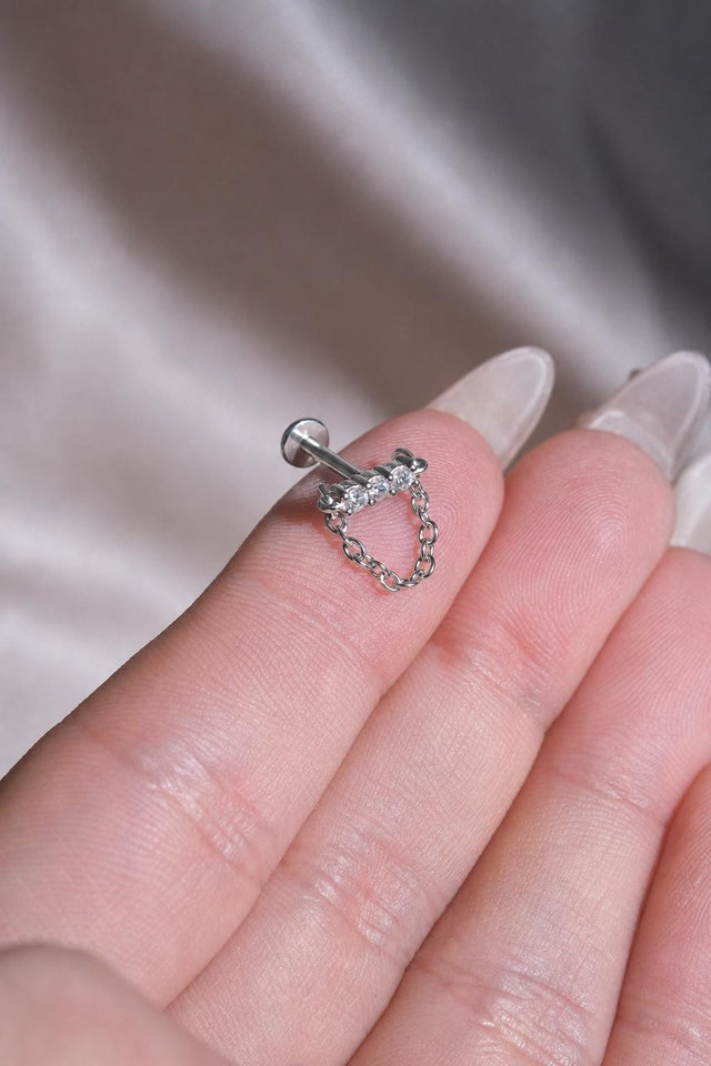 CZ Chain Cartilage Piercing